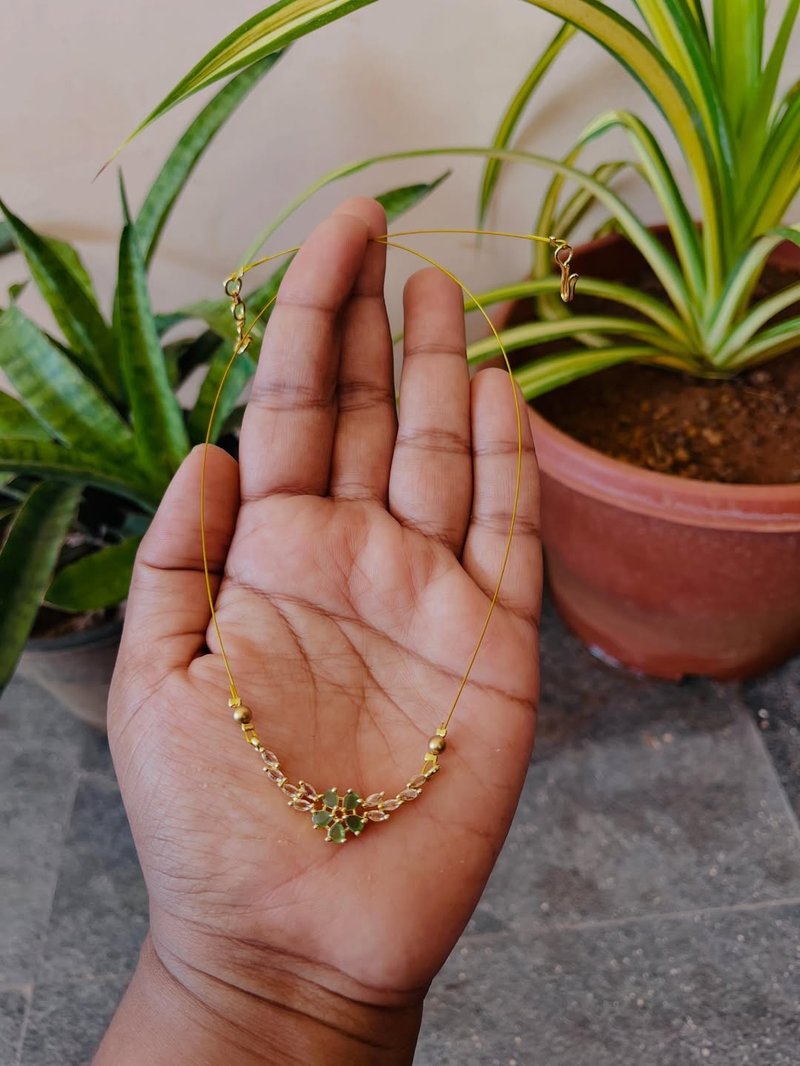 Classic Ad Stone Chain